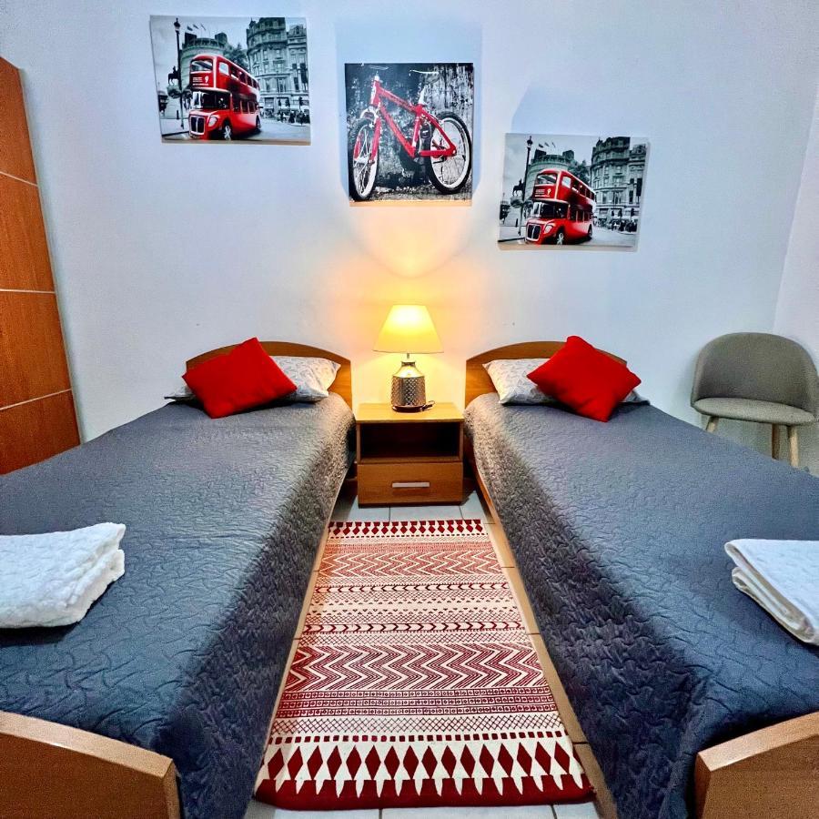 F2 - Lovely Two Bedrooms Flat Sea View, St Julians Saint Julian's Екстер'єр фото